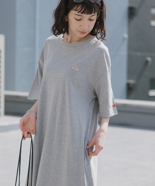 KELTY(ケルティ)の「KELTY/ケルティ ミニロゴ S/S ルーズシルエット ロングTシャツ 秋 秋服 2026年秋冬(Tシャツ/カットソー・レディース・ホワイト/ブラック/ベージュ/ネイビー/ヘザーグレー・FREE)」の9枚目の写真