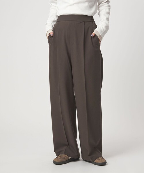 green label relaxing(グリーンレーベルリラクシング)の「【WEB限定】<at ease>オルマイ ワイド パンツ ウォッシャブル ストレッチ UVカット(その他パンツ・レディース・ダークブラウン/ネイビー/ブラック/ベージュ・SHORT/TALL/34/42/40/38/36)」の3枚目の写真