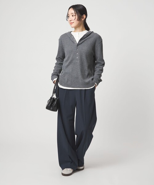 green label relaxing(グリーンレーベルリラクシング)の「【WEB限定】<at ease>オルマイ ワイド パンツ ウォッシャブル ストレッチ UVカット(その他パンツ・レディース・ダークブラウン/ネイビー/ブラック/ベージュ・SHORT/TALL/34/42/40/38/36)」の21枚目の写真