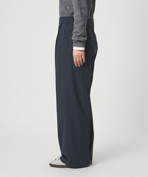 green label relaxing(グリーンレーベルリラクシング)の「【WEB限定】<at ease>オルマイ ワイド パンツ ウォッシャブル ストレッチ UVカット(その他パンツ・レディース・ダークブラウン/ネイビー/ブラック/ベージュ・SHORT/TALL/34/42/40/38/36)」の8枚目の写真