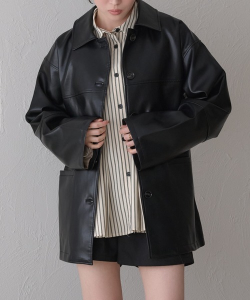 raffime(ラフィミー)の「【Raffime】バックデザインオーバーサイズジャケット(ライダースジャケット・レディース・ブラック/ベージュ/アイボリー・フリー)」の2枚目の写真