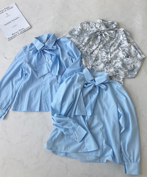AS KNOW AS plus（アズノゥアズプラス）の「〇ボウタイリボン付 キラキラパールボタンブラウス（シャツ/ブラウス・レディース・サックスブルー/ブルー系その他/ホワイト系その他・FREE）」の11枚目の写真