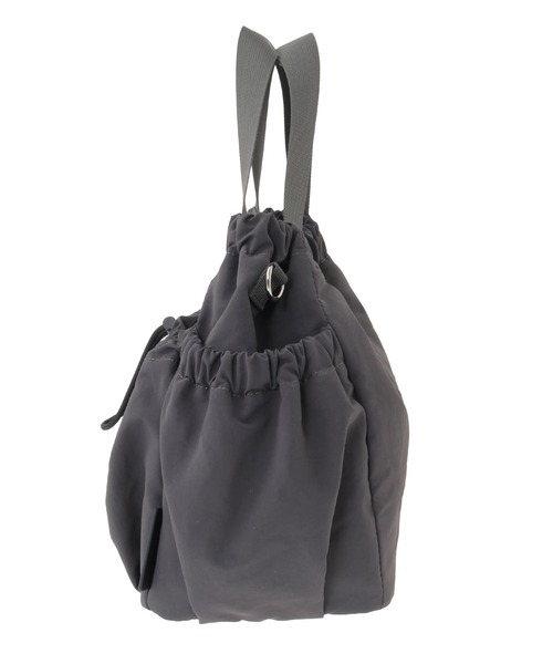 CONVERSE TOKYO(コンバーストウキョウ)の「2WAY NYLON DRAWSTRING SHOULDER BAG(ショルダーバッグ・レディース・カーキ/ブラック/チャコールグレー・FREE)」の8枚目の写真