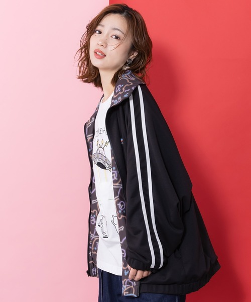 ScoLar Parity（スカラーパリティ）の「361108：組体操クマうさぎリバーシブルワッシャーブルゾン（ブルゾン・レディース・オフホワイト/ブラック・M）」の19枚目の写真