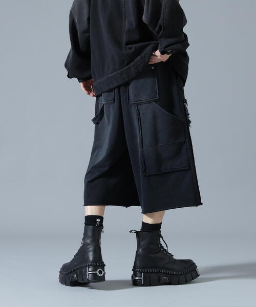 DANKE SCHON(ダンケシェーン)の「DankeSchon/ダンケシェーン/SULFUR SWEAT W-KNEE SHORTS(スウェットパンツ・レディース・ブラック/ホワイト・S/M/L)」の4枚目の写真