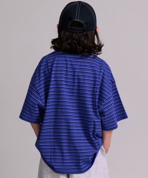 PAIRMANON STREET（ペアマノンストリート）の「【綿100%】シンプル マルチボーダー 半袖 Tシャツ【PAIRMANON STREET】（Tシャツ/カットソー・キッズ・ベージュ/ブラウン/レッド/ライトグリーン/ブラック/ブルー・90/130/120/150/160/100/140/110）」の20枚目の写真