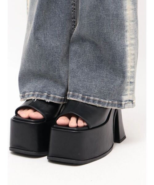 EMODA(エモダ)の「ハートダメージハイウエストフレアパギンス(デニムパンツ・レディース・ブラック/インディゴブルー・MEDIUM/SMALL/X-SMALL)」の21枚目の写真