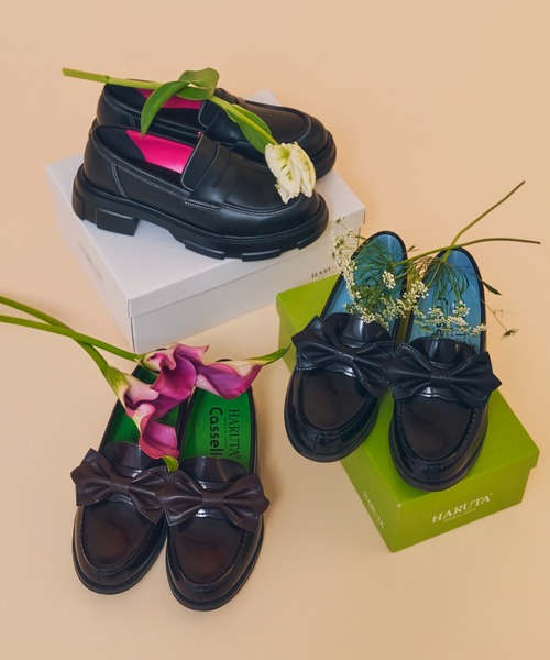 Casselini（キャセリーニ）の「Casselini(キャセリーニ)【HARUTA×Casselini】Contrast Stitch Loafer（ローファー・レディース・ブラック・22.5cm/23cm/23.5cm/24cm/24.5cm）」の2枚目の写真