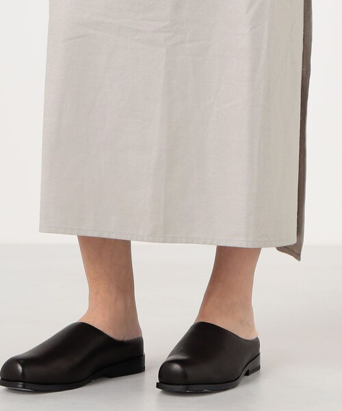 BASERANGE(ベースレンジ)の「BASERANGE シルク エプロンドレス(ワンピース・レディース・チャコールグレー・S)」の9枚目の写真