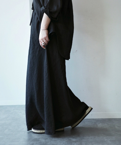 JOURNAL STANDARD LUXE（ジャーナルスタンダード　ラックス）の「フレンチリネンツイルスカート（スカート・レディース・ブラック/ベージュ・FREE）」の2枚目の写真