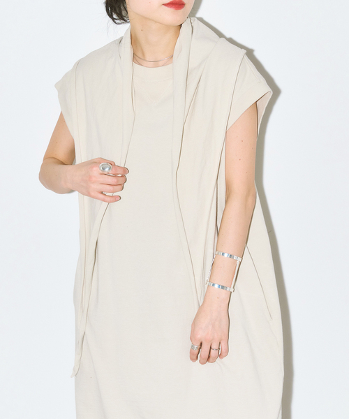 CITYSHOP（シティーショップ）の「CUTDRESS with SCARF：ワンピース（ワンピース・レディース・ブラック/ベージュ/パープル・36/38）」の7枚目の写真