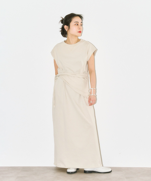 CITYSHOP（シティーショップ）の「CUTDRESS with SCARF：ワンピース（ワンピース・レディース・ブラック/ベージュ/パープル・36/38）」の13枚目の写真