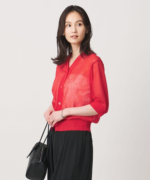 UNITED ARROWS(ユナイテッドアローズ)の「シアー Vネック カーディガン ‐ウォッシャブル‐(カーディガン/ボレロ・レディース・グレー系/ブラック/ライトブルー/ホワイト/ダークブラウン/ネイビー/レッド・FREE)」の8枚目の写真
