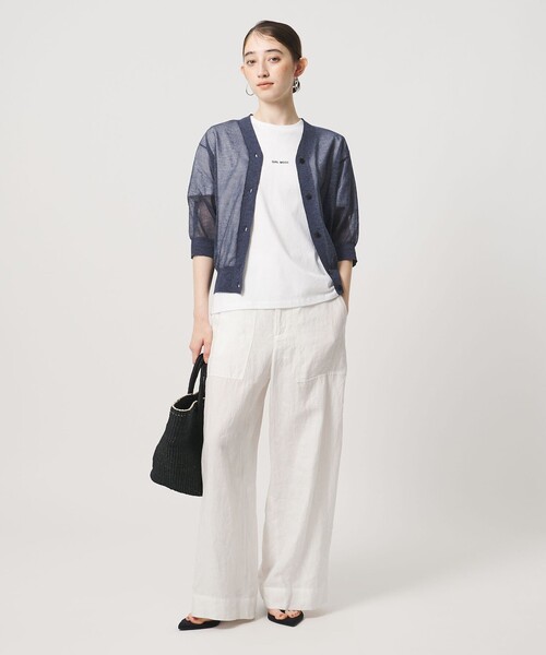 UNITED ARROWS(ユナイテッドアローズ)の「シアー Vネック カーディガン ‐ウォッシャブル‐(カーディガン/ボレロ・レディース・グレー系/ブラック/ライトブルー/ホワイト/ダークブラウン/ネイビー/レッド・FREE)」の11枚目の写真