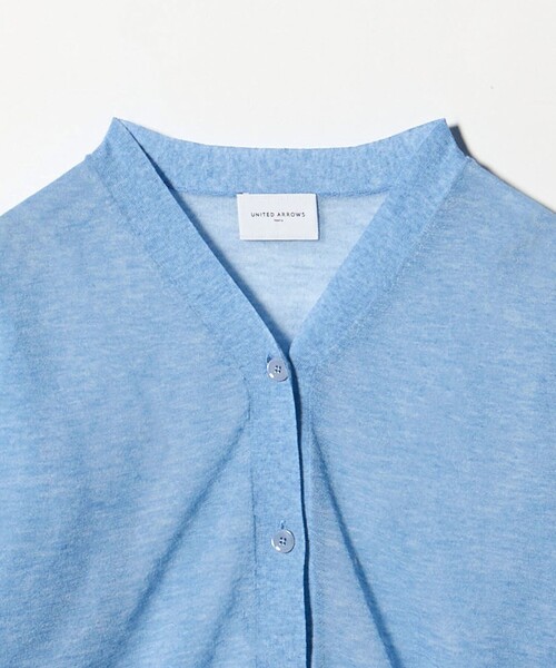UNITED ARROWS(ユナイテッドアローズ)の「シアー Vネック カーディガン ‐ウォッシャブル‐(カーディガン/ボレロ・レディース・グレー系/ブラック/ライトブルー/ホワイト/ダークブラウン/ネイビー/レッド・FREE)」の22枚目の写真