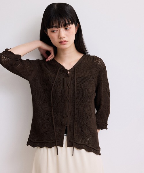 ADAM ET ROPE'(アダムエロペ)の「【WEB限定】2wayレースアップカーディガン(カーディガン/ボレロ・レディース・ブラック/ダークブラウン/オフホワイト・FREE)」の10枚目の写真