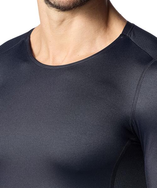 UNDER ARMOUR(アンダーアーマー)の「UAクール コンプレッション ロングスリーブ シャツ(トレーニング/メンズ)(Tシャツ/カットソー・メンズ・ブラック・L/XL/M/2XL/3XL/S)」の4枚目の写真