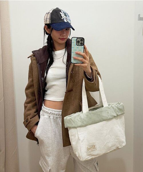 MUSINSA STANDARD WOMAN（ムシンサスタンダードウーマン）の「ウィメンズワッフルスリムクルーネック長袖Tシャツ[アイボリー]（Tシャツ/カットソー・レディース・その他・X-SMALL/SMALL/MEDIUM/LARGE）」の15枚目の写真