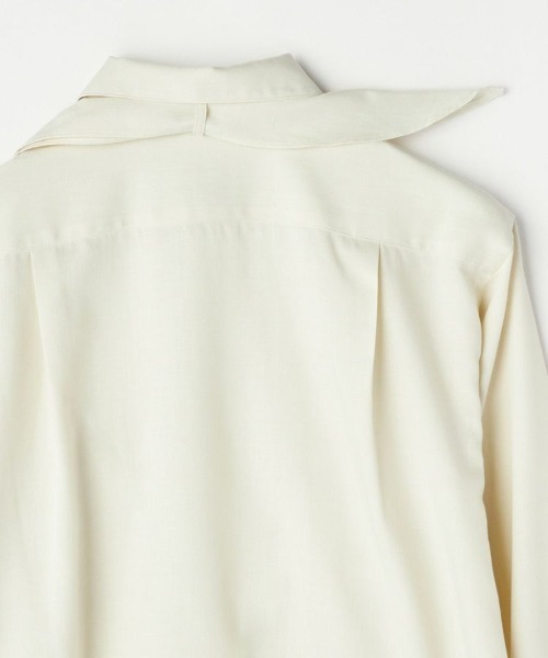 BRITISH MADE（ブリティッシュメイド）の「スカーフ付きクラシカルボザムシャツ(WOMEN)（シャツ/ブラウス・レディース・ホワイト・36/38）」の11枚目の写真