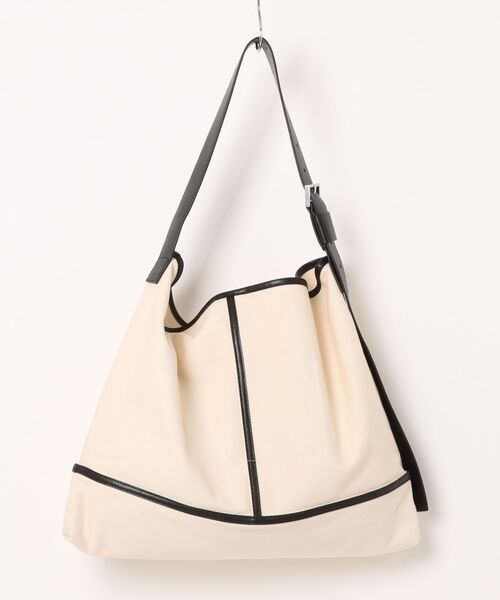 ALLSAINTS（オールセインツ）の「ASHA CANVAS SHOULDER | ASHA キャンバス ショルダー（ショルダーバッグ・レディース・ホワイト系その他・ONE SIZE）」の8枚目の写真