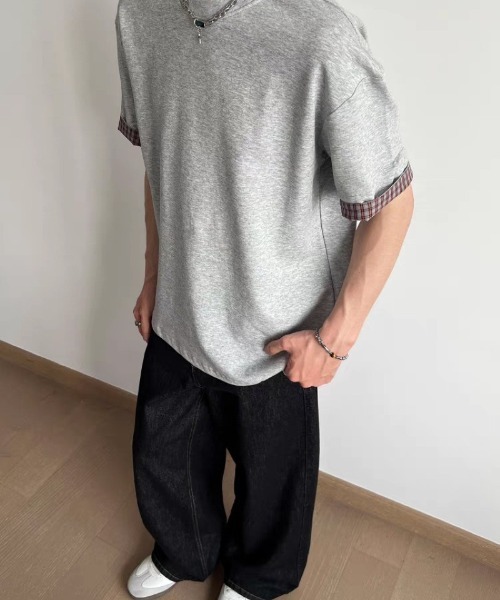 Ritzy(リッツィー)の「2 色展開のオーバーサイズ 袖口チェック T シャツ(Tシャツ/カットソー・メンズ・ブラック/グレー・L/XL/M)」の9枚目の写真