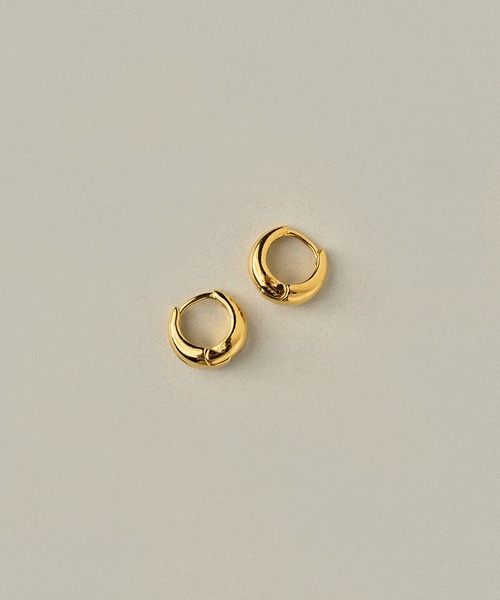 VATSURICA(バツリカ)の「〈LOINE〉金属アレルギー対応 / ステンレス / ドロップ フープピアス 14mm(ピアス(両耳用)・レディース・ゴールド・FREE)」の9枚目の写真