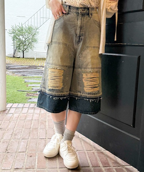 DOUBLE NAME(ダブルネーム)の「ダブルニーダメージデニムバミューダパンツ(デニムパンツ・レディース・ネイビー/ブラック系その他・FREE)」の14枚目の写真