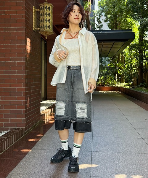 DOUBLE NAME(ダブルネーム)の「ダブルニーダメージデニムバミューダパンツ(デニムパンツ・レディース・ネイビー/ブラック系その他・FREE)」の16枚目の写真