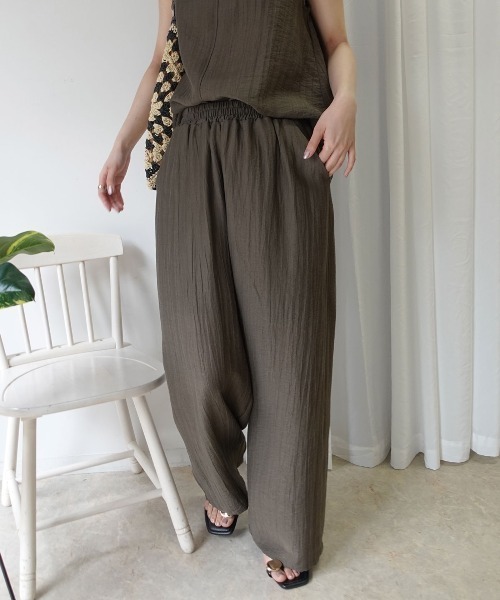 CORNERS（コーナーズ）の「接触冷感シアーリネンタッチパンツ【セットアップ可能】（スラックス・レディース・ブラウン/カーキ/ブラック/ベージュ・M）」の11枚目の写真