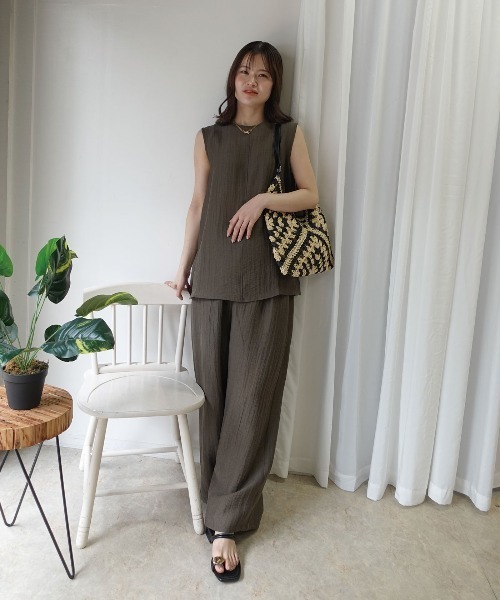 CORNERS（コーナーズ）の「接触冷感シアーリネンタッチパンツ【セットアップ可能】（スラックス・レディース・ブラウン/カーキ/ブラック/ベージュ・M）」の19枚目の写真