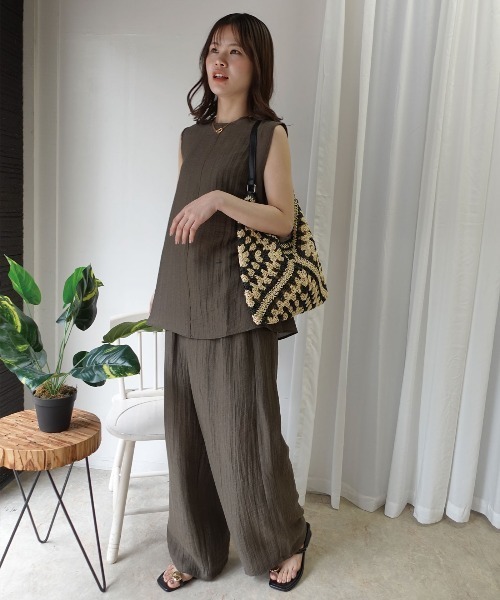 CORNERS（コーナーズ）の「接触冷感シアーリネンタッチパンツ【セットアップ可能】（スラックス・レディース・ブラウン/カーキ/ブラック/ベージュ・M）」の20枚目の写真