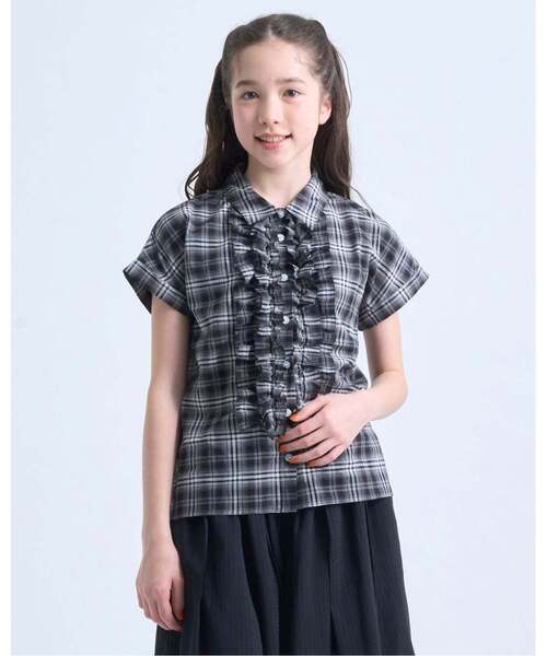 pom ponette junior(ポンポネットジュニア)の「ラッフルブラウス(シャツ/ブラウス・キッズ・ブラック/オフホワイト/ライトベージュ・M:150cm/S:140cm/L:160cm/LL(165cm))」の2枚目の写真