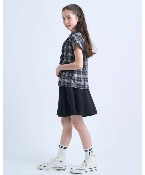 pom ponette junior(ポンポネットジュニア)の「ラッフルブラウス(シャツ/ブラウス・キッズ・ブラック/オフホワイト/ライトベージュ・M:150cm/S:140cm/L:160cm/LL(165cm))」の13枚目の写真