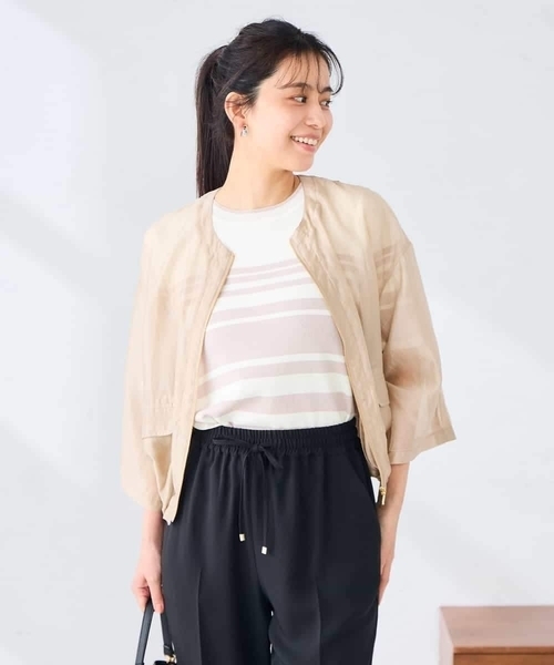 a.v.v(アーヴェヴェ)の「ノーカラーシアーブルゾン(ノーカラージャケット・レディース・カーキ/ベージュ・39)」の7枚目の写真