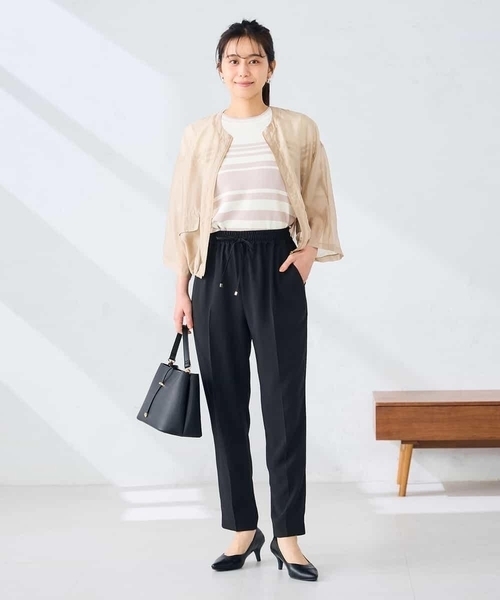 a.v.v(アーヴェヴェ)の「ノーカラーシアーブルゾン(ノーカラージャケット・レディース・カーキ/ベージュ・39)」の10枚目の写真