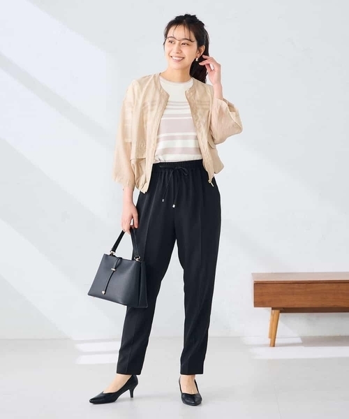 a.v.v(アーヴェヴェ)の「ノーカラーシアーブルゾン(ノーカラージャケット・レディース・カーキ/ベージュ・39)」の12枚目の写真