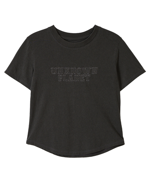 UNKNOWN PLANET(アンノウンプラネット)の「アーカイブウォッシュドエンブレムクロップTシャツ4カラー(Tシャツ/カットソー・レディース・オリーブ/ライトピンク/レッド/チャコール・MEDIUM/SMALL)」の1枚目の写真
