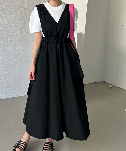 Girly Doll(ガーリードール)の「サイドリボンVネックワンピース(ワンピース・レディース・カーキ/ブラック/ベージュ・F)」の13枚目の写真