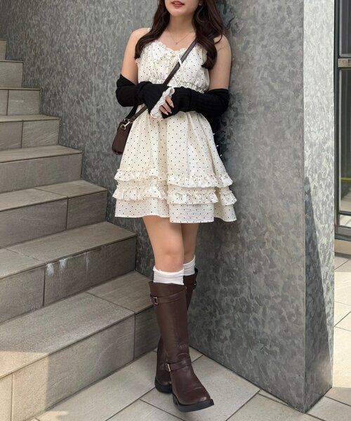 continuer de NICE CLAUP(コンティニューデナイスクラップ)の「フリルキャミジャンスカ(ワンピース・レディース・オフホワイト/チェック/ドット/ブラック・FREE)」の12枚目の写真