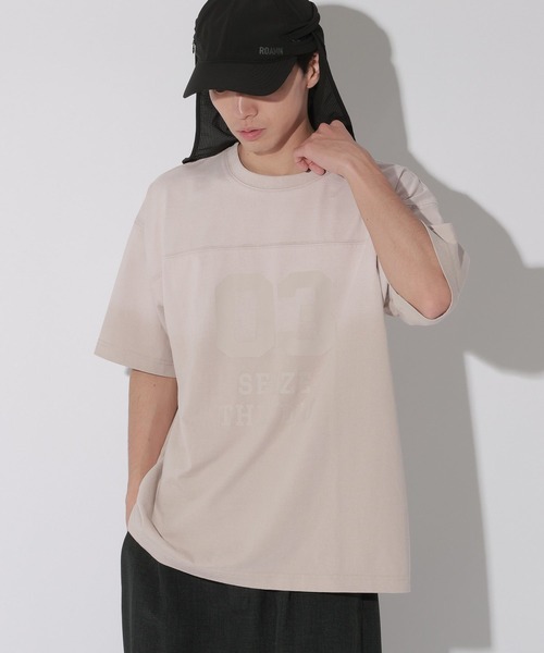 LAKOLE(ラコレ)の「フットボール加工T / 669289(Tシャツ/カットソー・メンズ・ブラック/グレー/パープル・MEDIUM/LARGE)」の3枚目の写真