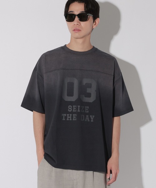 LAKOLE(ラコレ)の「フットボール加工T / 669289(Tシャツ/カットソー・メンズ・ブラック/グレー/パープル・MEDIUM/LARGE)」の2枚目の写真