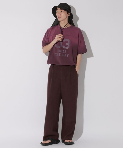 LAKOLE(ラコレ)の「フットボール加工T / 669289(Tシャツ/カットソー・メンズ・ブラック/グレー/パープル・MEDIUM/LARGE)」の11枚目の写真