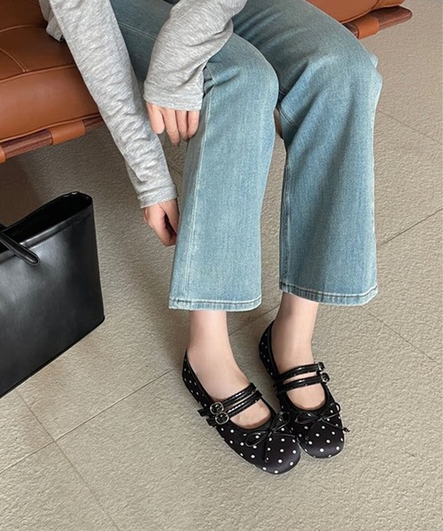 shoes365(シューズスリーシックスファイヴ)の「SHOES 365ドット柄 ダブルストラップ メリージェーン フラット バレエ リボン パンプス(バレエシューズ・レディース・ホワイト/ブラック・23.0cm/23.5cm/24.0cm/24.5cm)」の15枚目の写真