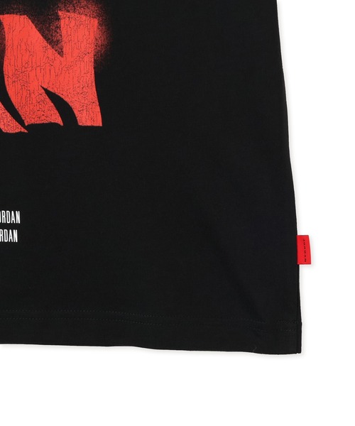 JORDAN BRAND(ジョーダンブランド)の「JORDAN BRAND M J BRK S MOVIE 85 SS CREW / ジョーダン ブランド BRK S MOVIE 85 S/S クルー/NIKE【SP】(Tシャツ/カットソー・メンズ・ブラック・M/L/XL/XXL/S)」の5枚目の写真