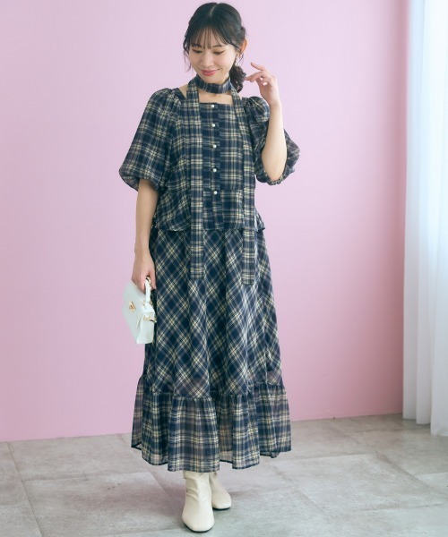 marun(マルン)の「<大きいサイズ>【nanaeさんコラボ】チェック柄ペプラムショートブラウス marun(シャツ/ブラウス・レディース・ブラウン/ネイビー・L/5L/4L/3L/LL)」の17枚目の写真