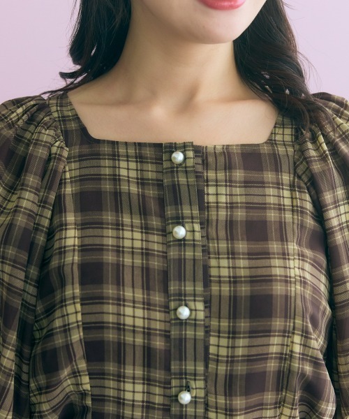 marun(マルン)の「<大きいサイズ>【nanaeさんコラボ】チェック柄ペプラムショートブラウス marun(シャツ/ブラウス・レディース・ブラウン/ネイビー・L/5L/4L/3L/LL)」の19枚目の写真
