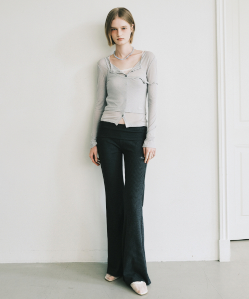 NICK&NICOLE(ニックアンドニコール)の「FOLDING BOOTS CUT PANTS_CHARCOAL(スウェットパンツ・レディース・その他・FREE)」の2枚目の写真