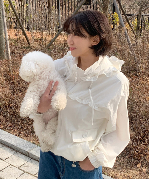 MASMARULEZ APPAREL（マスマルールズ アパレル）の「Check Frill Windbreaker Jacket_White（ナイロンジャケット・レディース・ホワイト・ONE SIZE）」の4枚目の写真
