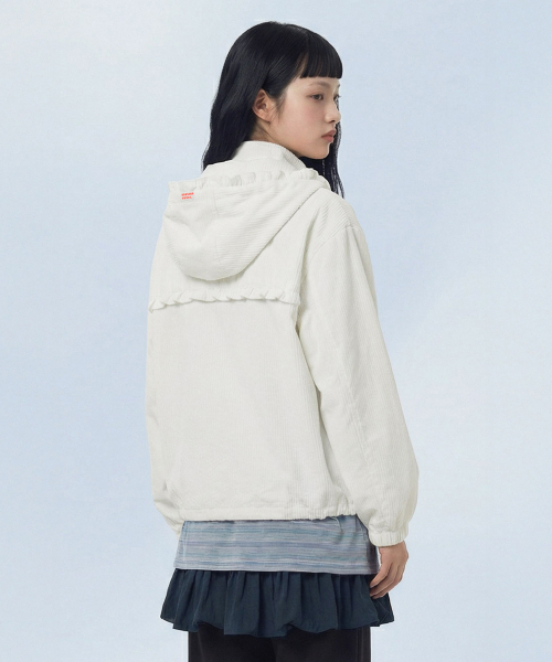 MASMARULEZ APPAREL（マスマルールズ アパレル）の「Check Frill Windbreaker Jacket_White（ナイロンジャケット・レディース・ホワイト・ONE SIZE）」の7枚目の写真