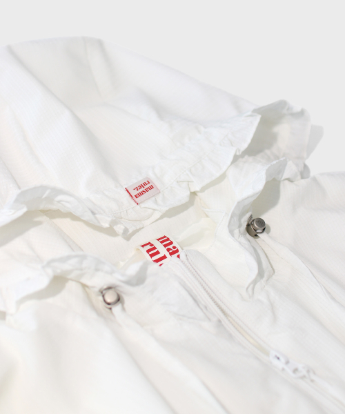 MASMARULEZ APPAREL（マスマルールズ アパレル）の「Check Frill Windbreaker Jacket_White（ナイロンジャケット・レディース・ホワイト・ONE SIZE）」の10枚目の写真